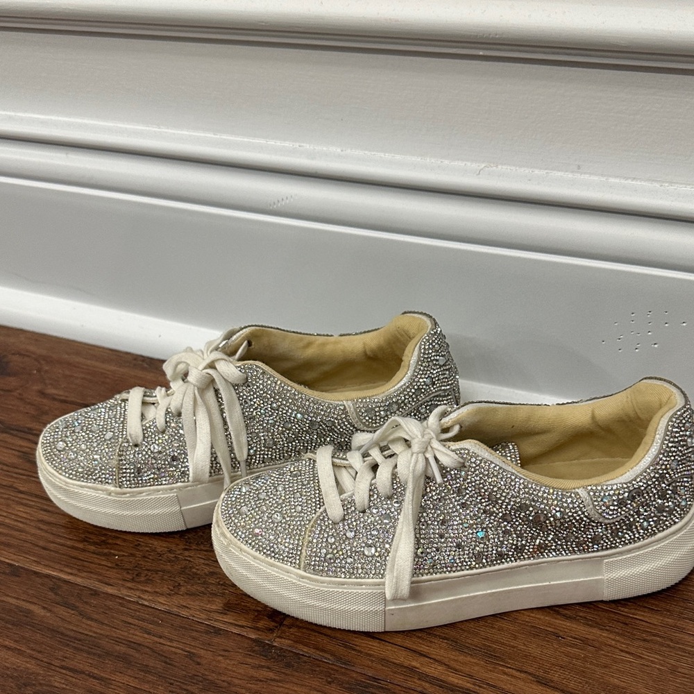 Betsey Johnson Size 6 Women's Rhinestone Embellished Sneakers - Picture 3 of 6